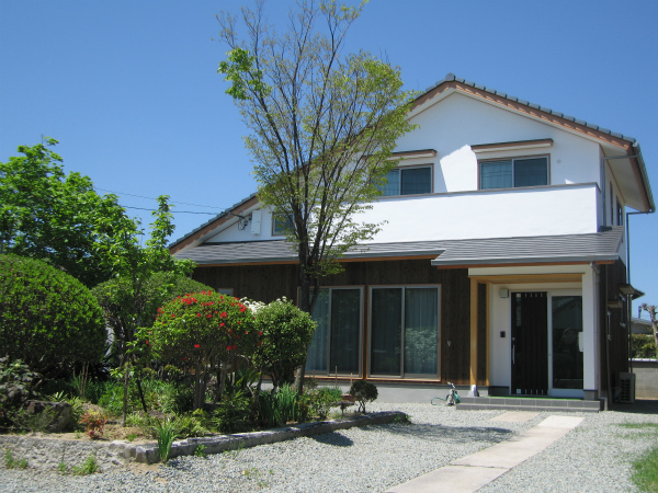 株式会社おかやま住宅工房　『大屋根の家』