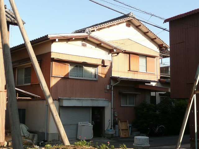 施工前:外観。